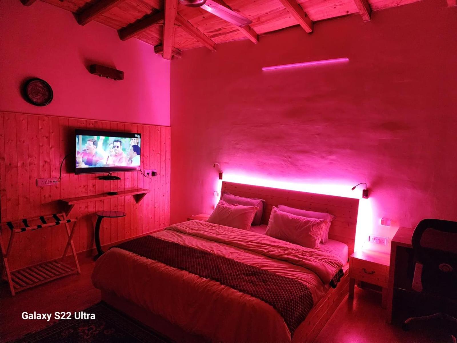Nandini Cottage, A Premium Boutique Homestay Ranikhet Bagian luar foto