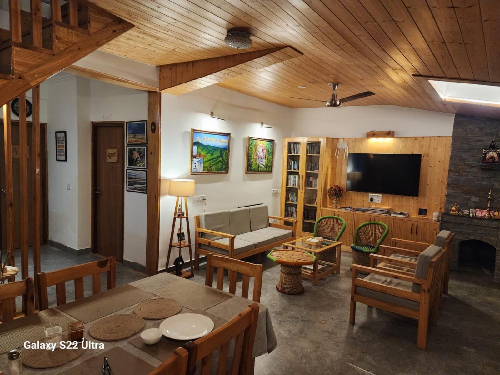 Nandini Cottage, A Premium Boutique Homestay Ranikhet Bagian luar foto
