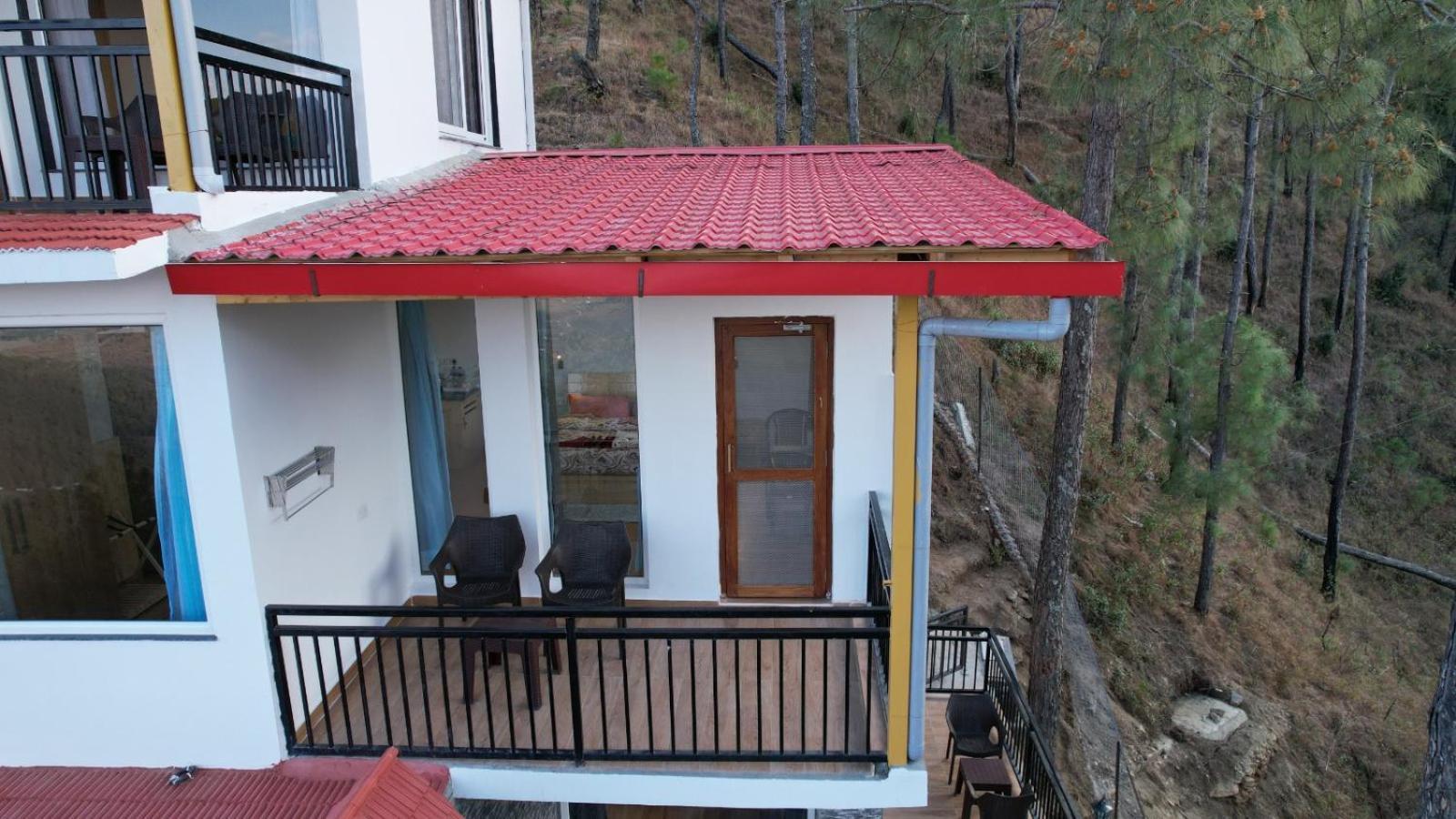 Nandini Cottage, A Premium Boutique Homestay Ranikhet Bagian luar foto